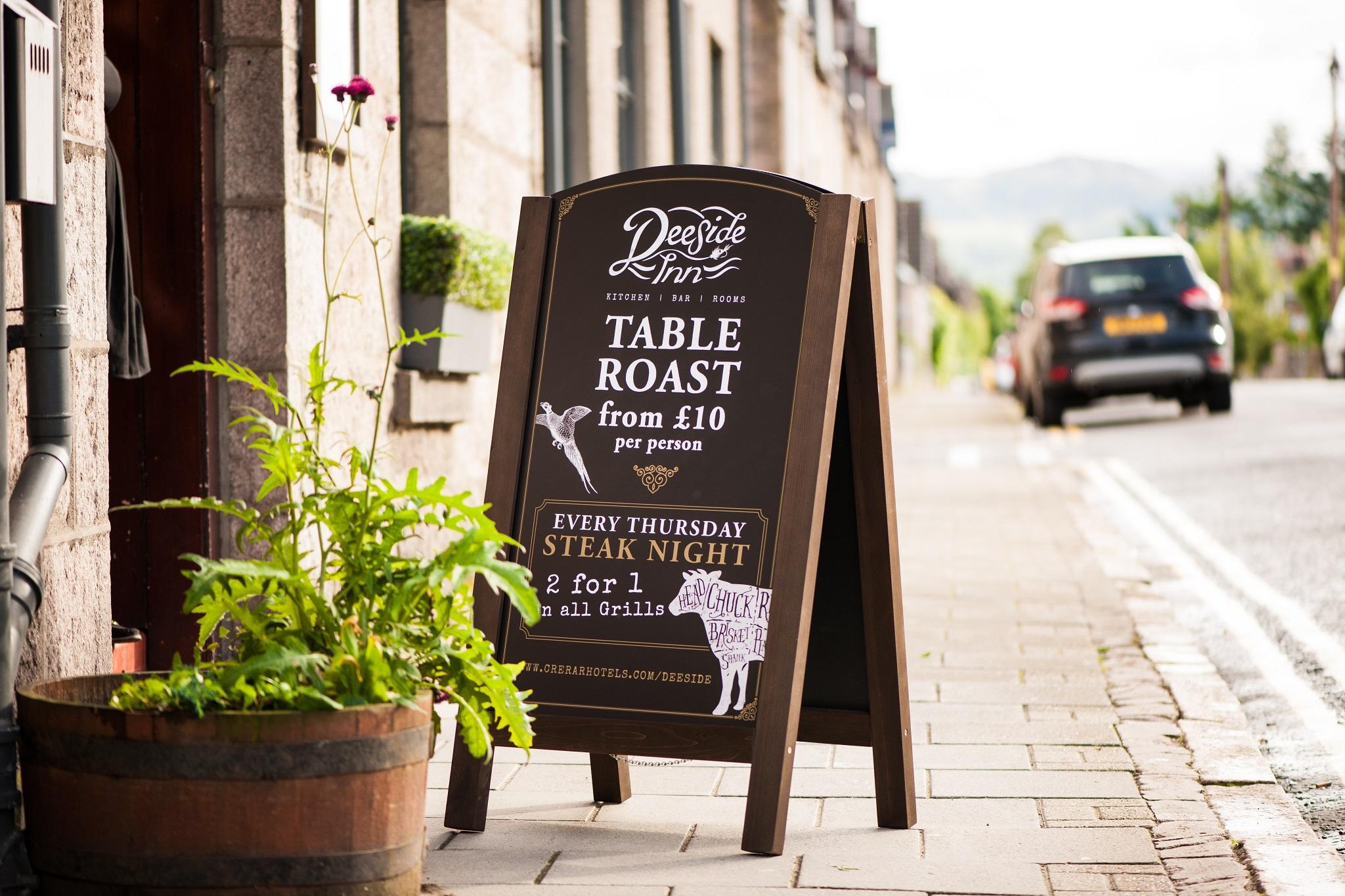 Balmoral Arms Hotel Ballater Exterior photo