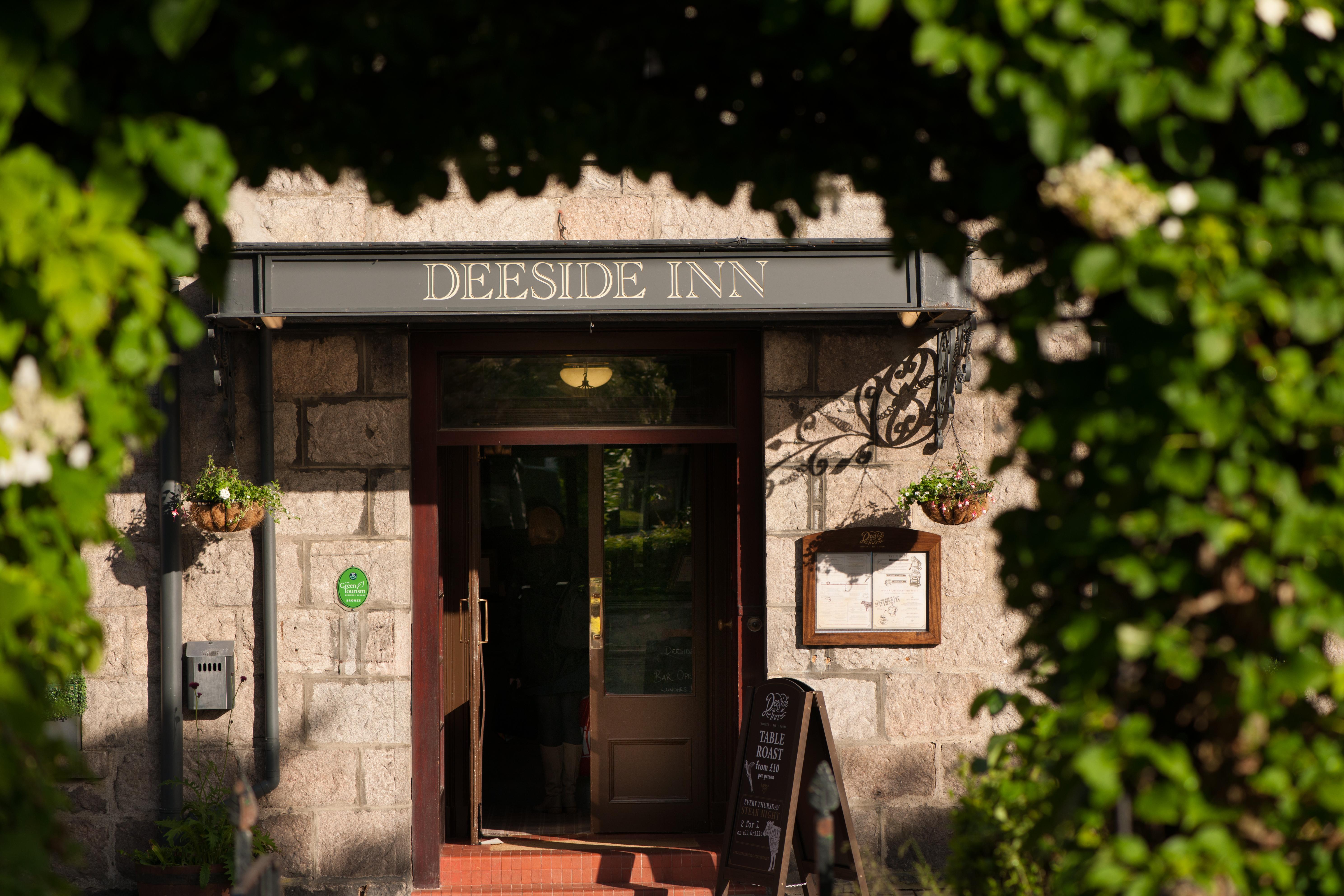 Balmoral Arms Hotel Ballater Exterior photo