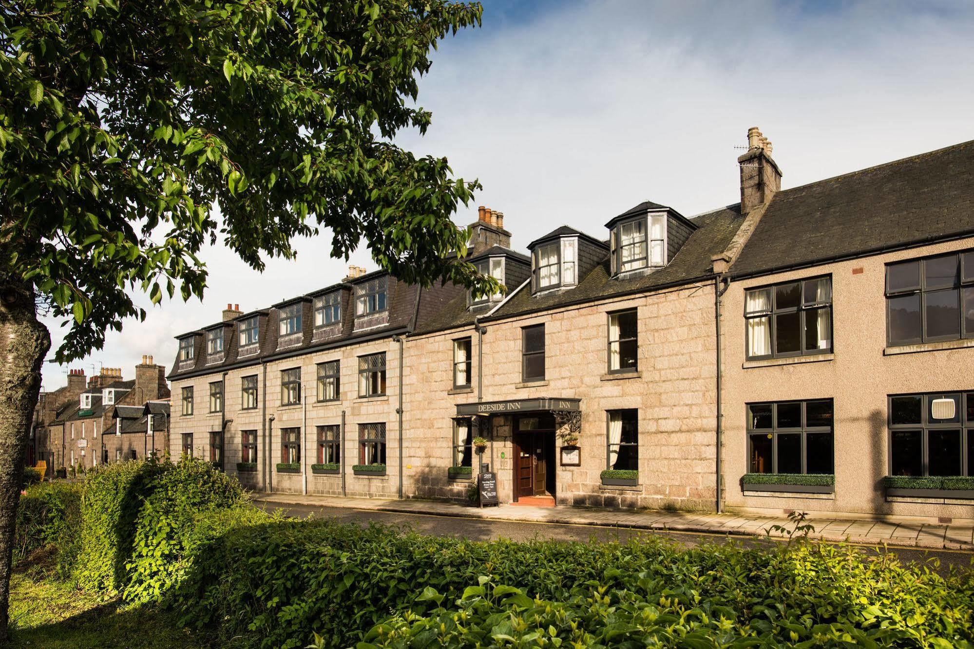 Balmoral Arms Hotel Ballater Exterior photo